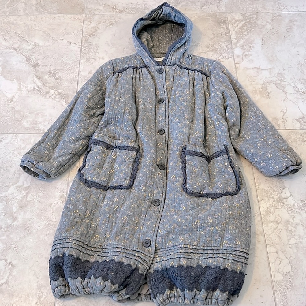 Quilted and padded cotton coat